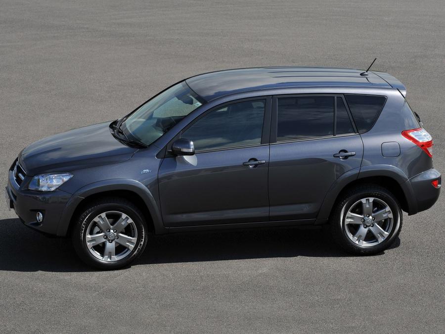  Toyota RAV4 2008 года  (UK) (фото 7 из 18)